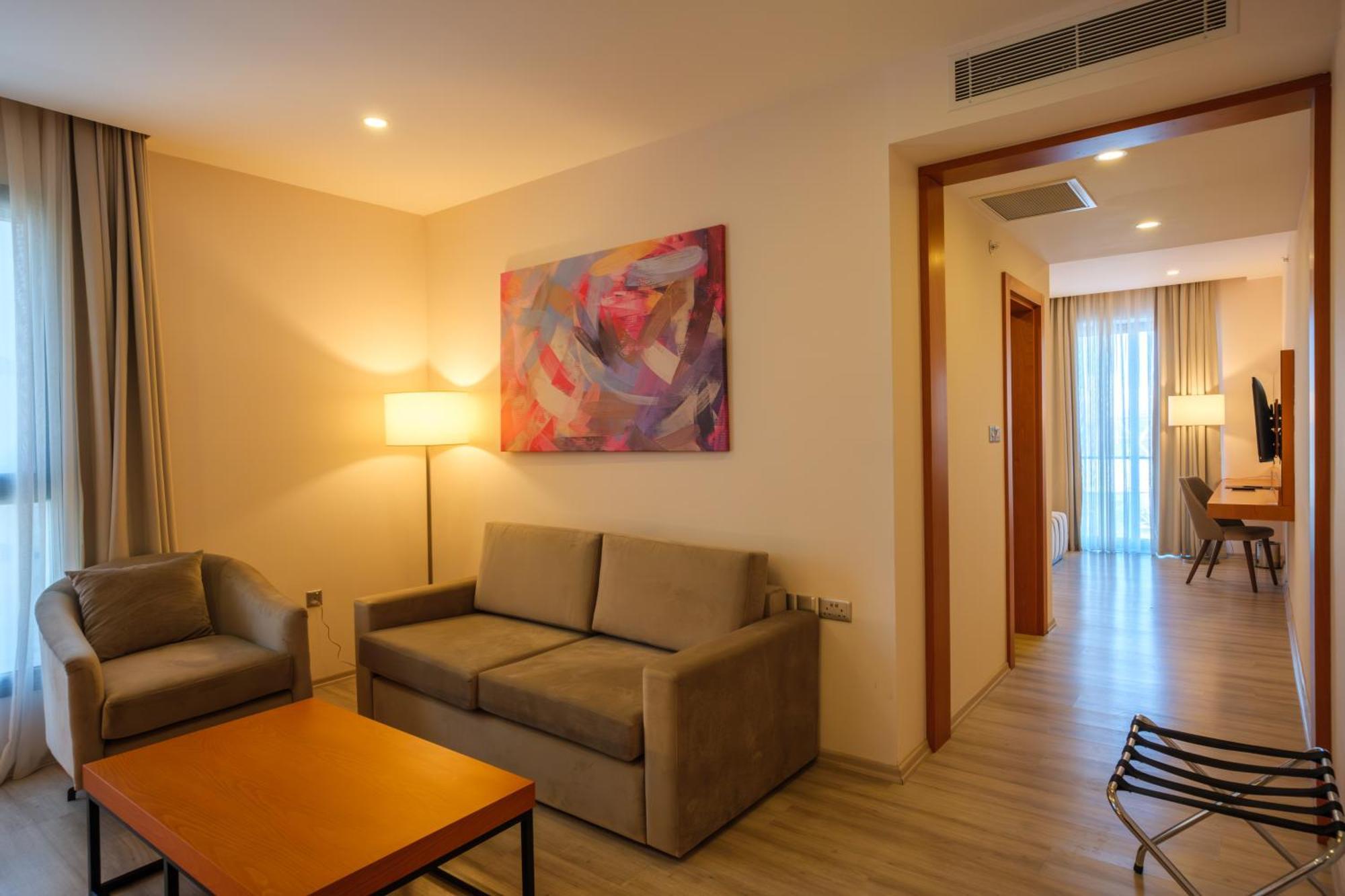 Caddem Inn Hotel فاماغوستا المظهر الخارجي الصورة
